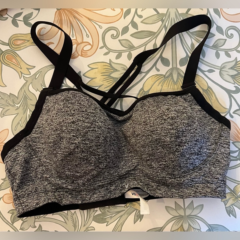 34C sports bra